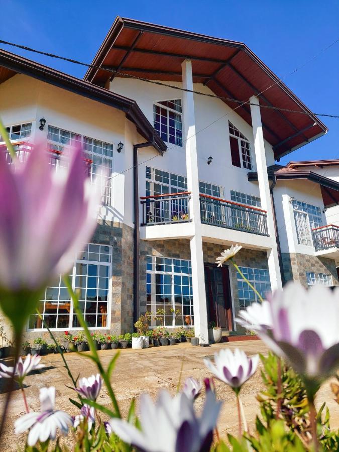 Misthill Rest - Lavish Villa Нувара-Елія Екстер'єр фото